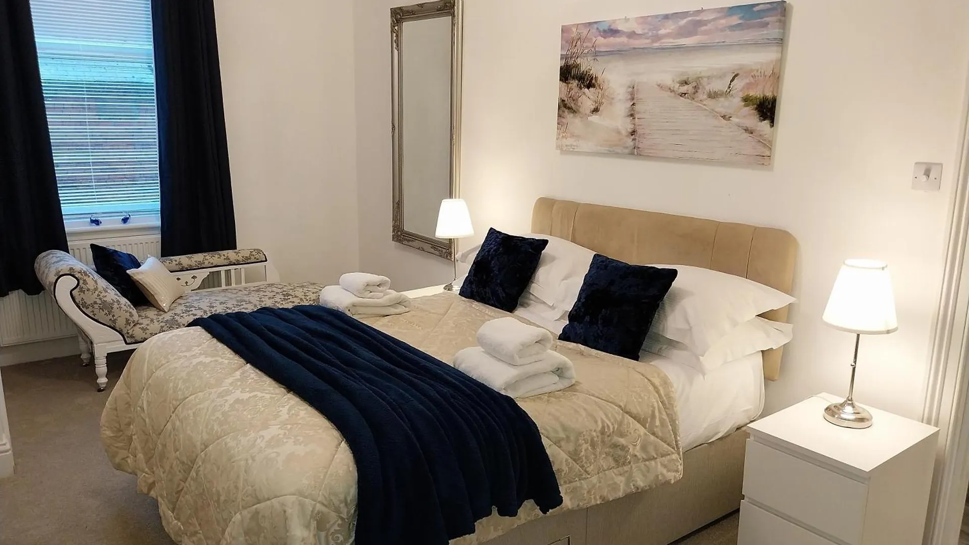 Apartment 21 Prince Of Wales Terrace - 2 Bed Ground Floor Flat Scarborough