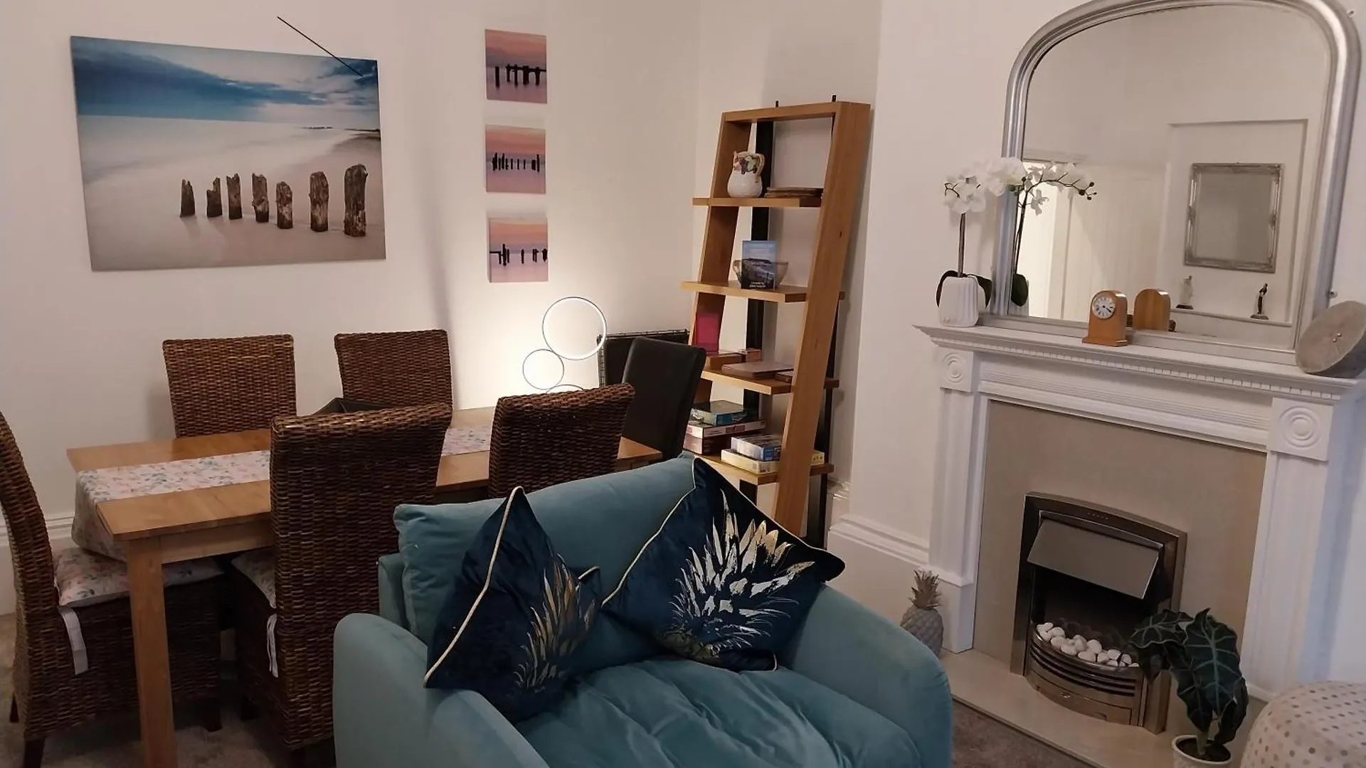 21 Prince Of Wales Terrace - 2 Bed Ground Floor Flat Scarborough 0*,  United Kingdom