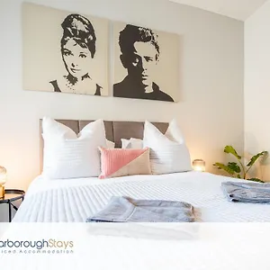 Apartment - Hampton, Scarborough
